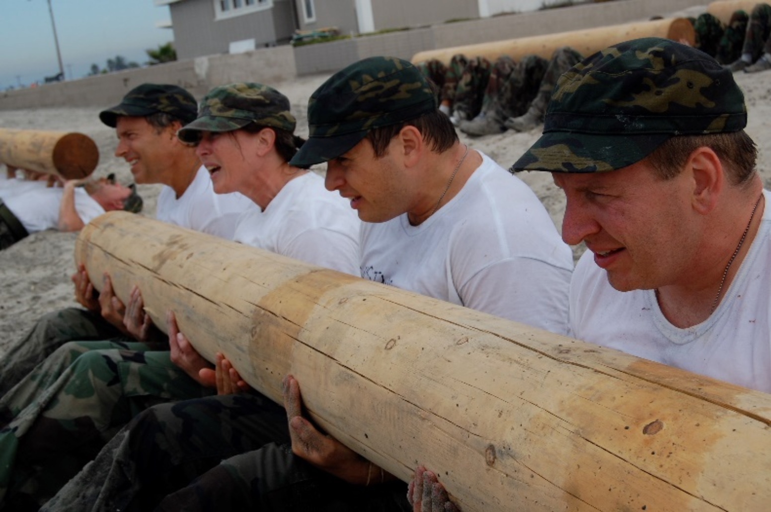 Pictured: Trainees training together during Navy Seals' Leadership Under Fire Program.